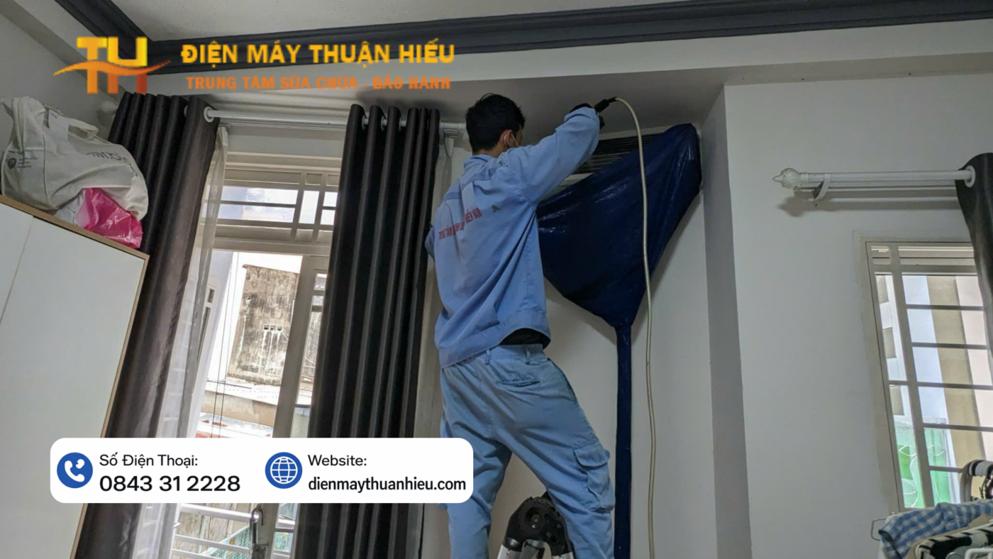 Vệ Sinh Máy Lạnh Tại Hóc Môn - Giá Rẻ, Thợ Nhanh